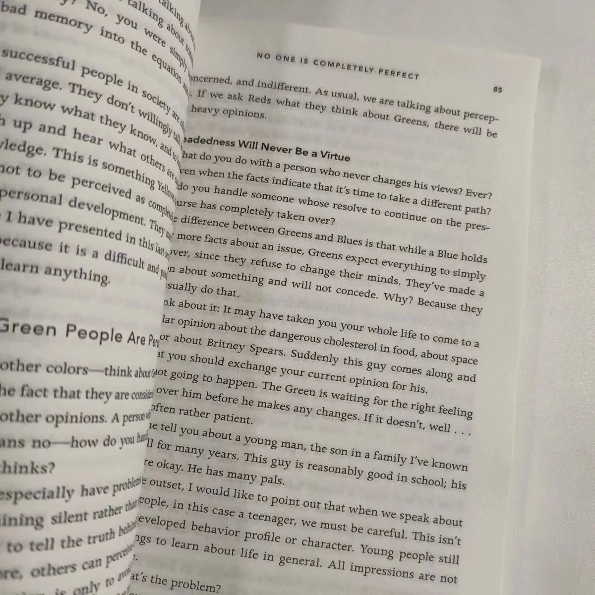 كتاب محاط بالأغبياء: أربعة أنواع من السلوك البشري لتوماس إريكسون، وهو كتاب إنجليزي من أكثر الكتب مبيعًا، من قسم التحرير الجماعي.محاطون بالأغبياء: أربعة أنماط للسلوك البشري، بقلم توماس إريكسون، كتاب إنجليزي، رواية من أكثر الكتب مبيعًا - Image 5