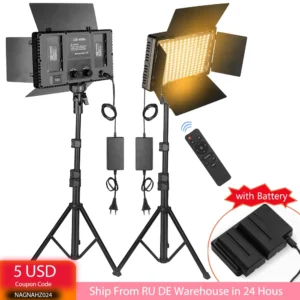 مصباح فيديو LED ثنائي اللون من Nagnahz U800+، قابل للتعتيم من 2500 كلفن إلى 8500 كلفن، مع حامل ثلاثي القوائم وجهاز تحكم عن بعد لتسجيل الفيديو من قسم التحرير الجماعيمصباح فيديو LED ثنائي اللون من Nagnahz U800+، قابل للتعتيم من 2500 كلفن إلى 8500 كلفن، مزود بحامل ثلاثي القوائم وجهاز تحكم عن بعد لتسجيل الفيديو.