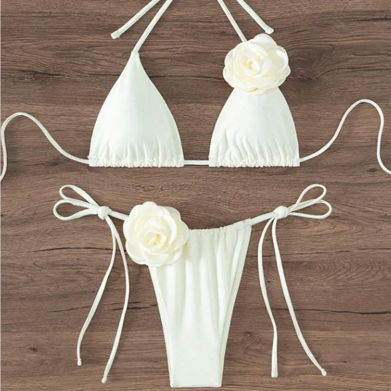 S - L Sexy 3D Flowers Halter Strappy Bikini Women Swimwear Female Swimsuit Two-pieces Bikini Set Bather Bathing Suit Swim من التحرير الجماعيمقاسات من S إلى L، بيكيني مثير ثلاثي الأبعاد مزين بالزهور، بتصميم هالتر وحمالات، ملابس سباحة نسائية، طقم بيكيني من قطعتين، ملابس سباحة