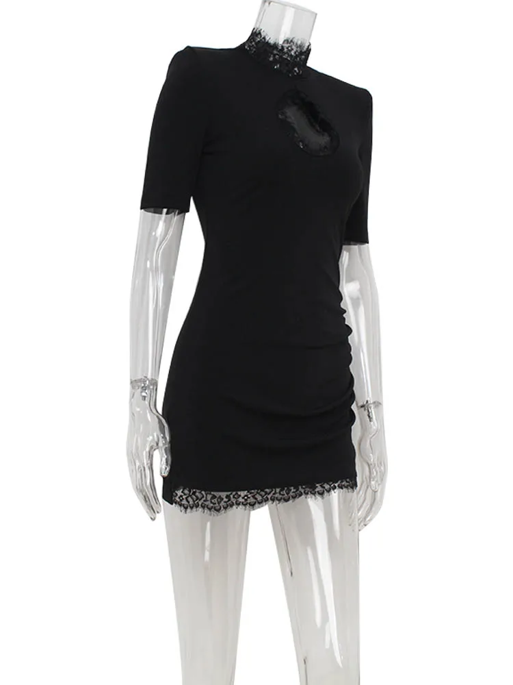 Huhugirl Lace Patchwork Hollow Out Bodycon Sheath High Collar Women Dresses Half Sleeve Outfits Sexy Club Fashion Female Dresses من قسم التحرير الجماعيفستان نسائي ضيق بياقة عالية مزين بالدانتيل من Huhugirl، بتصميم مرقع ومفرغ، بأكمام نصفية، مناسب للمناسبات الخاصة، فستان سهرة أنيق وجذاب. - Image 5